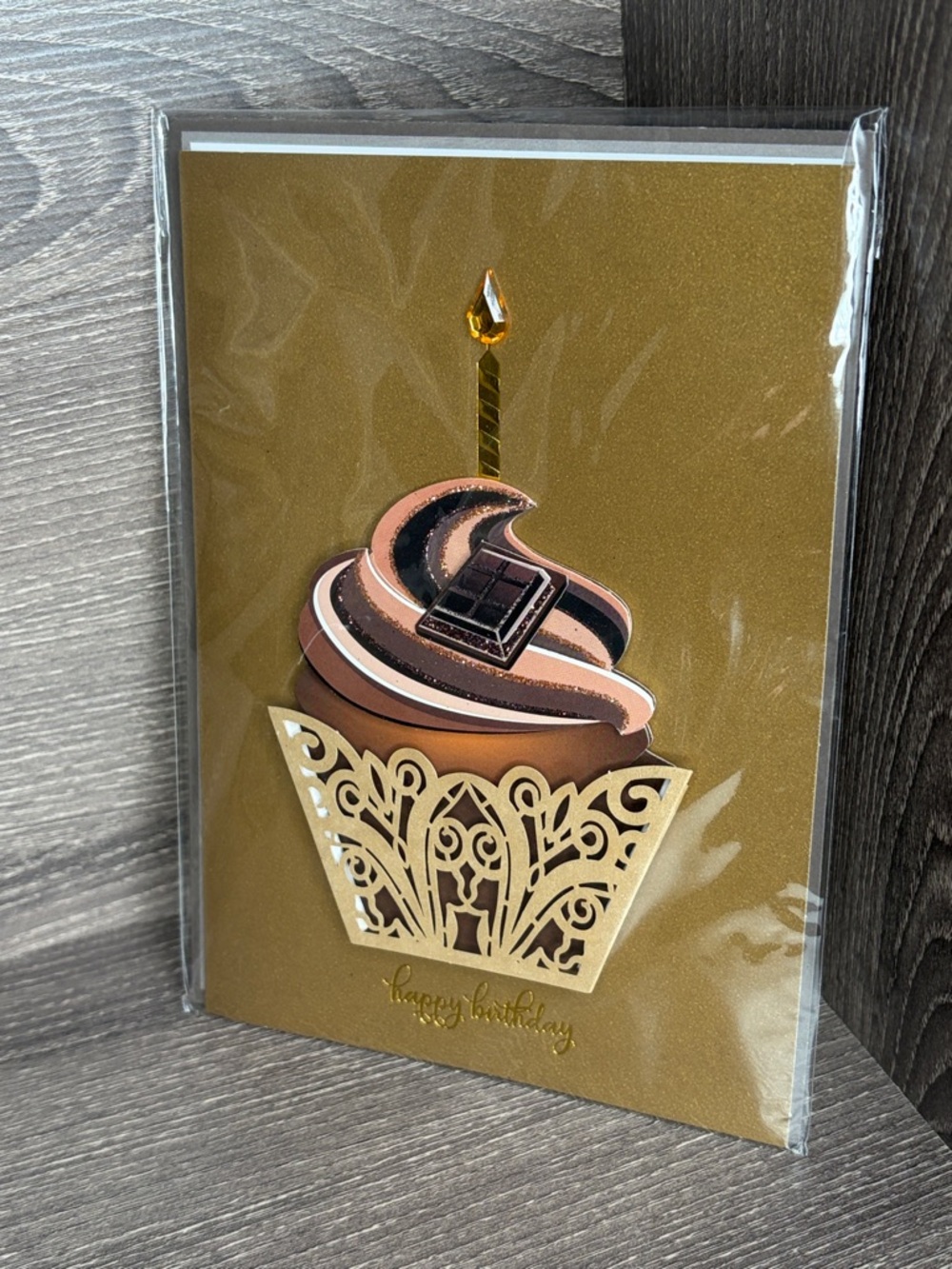 ❤️$3 Burgoyne Happy Birthday Chocolate Cupcake Card